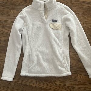 Patagonia Cream and White Fleece Jacket